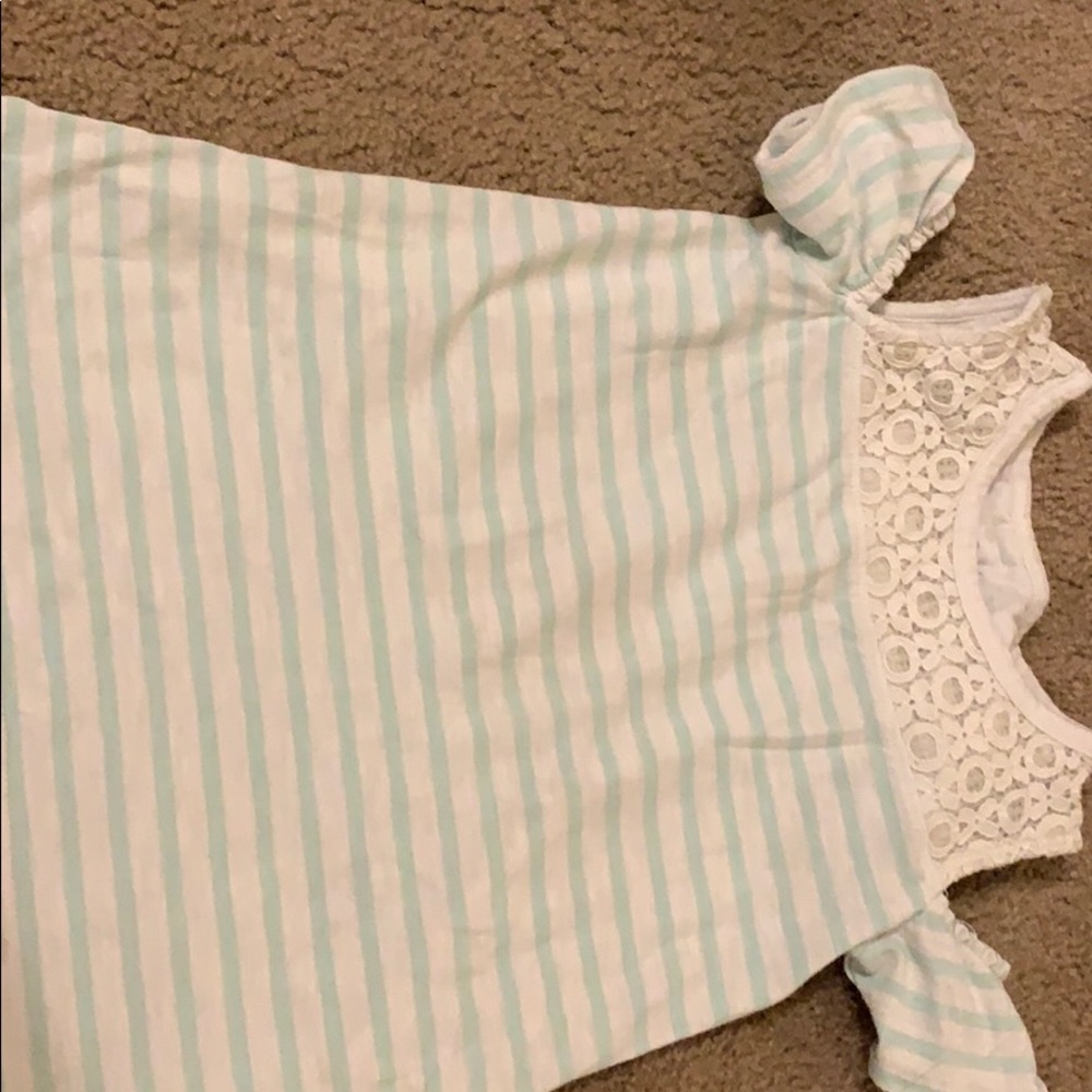 Shirt - Picture 2 of 4